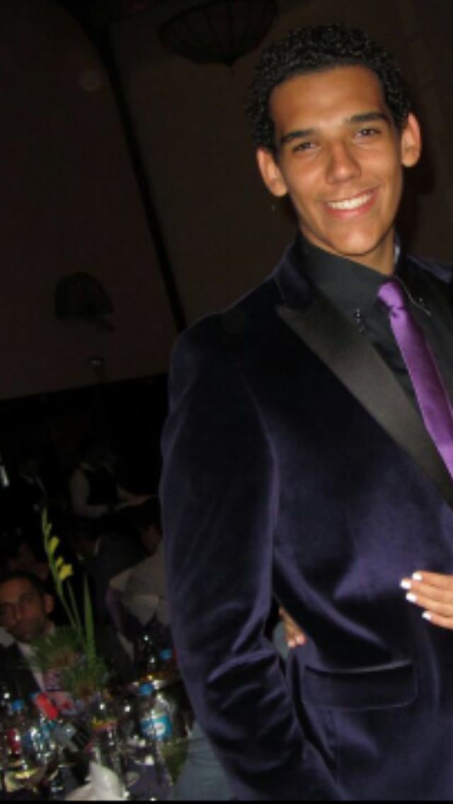 _HarinaPan's tweet photo. aqui @_HarinaPan dando la cara #PanVenezolano #PanPEPE #VinoPEPE http://t.co/COAXVCy6d9
