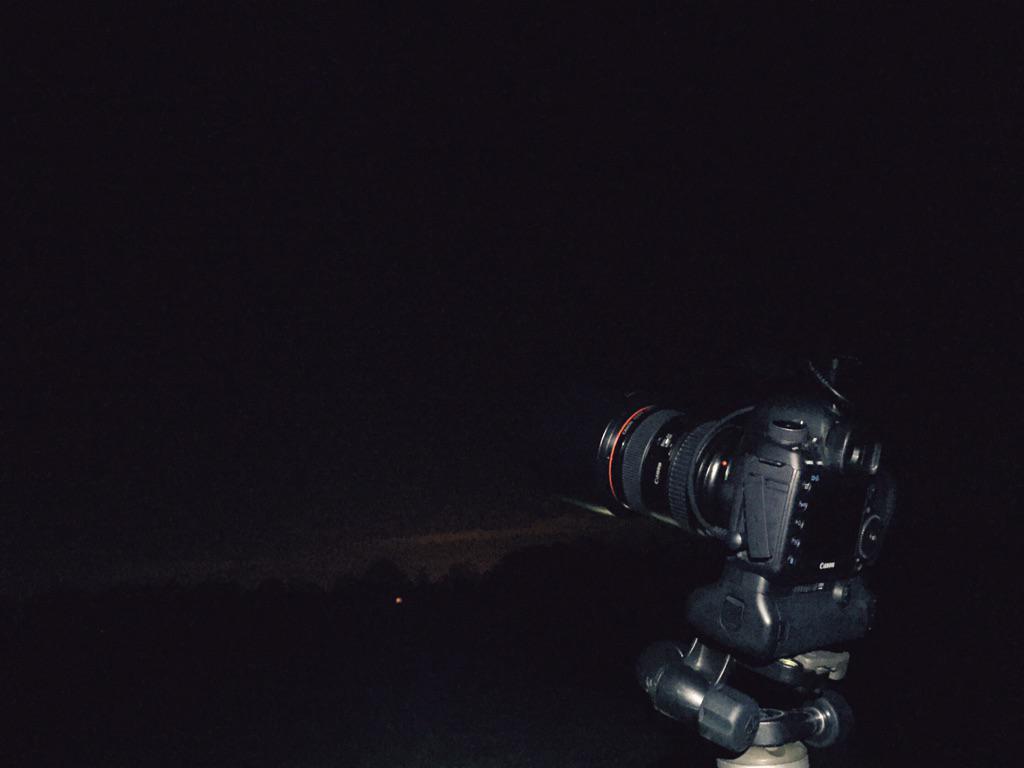 amphotoltd's tweet photo. Perfect conditions tonight for some pictures of the night sky http://t.co/iIied5cBxj