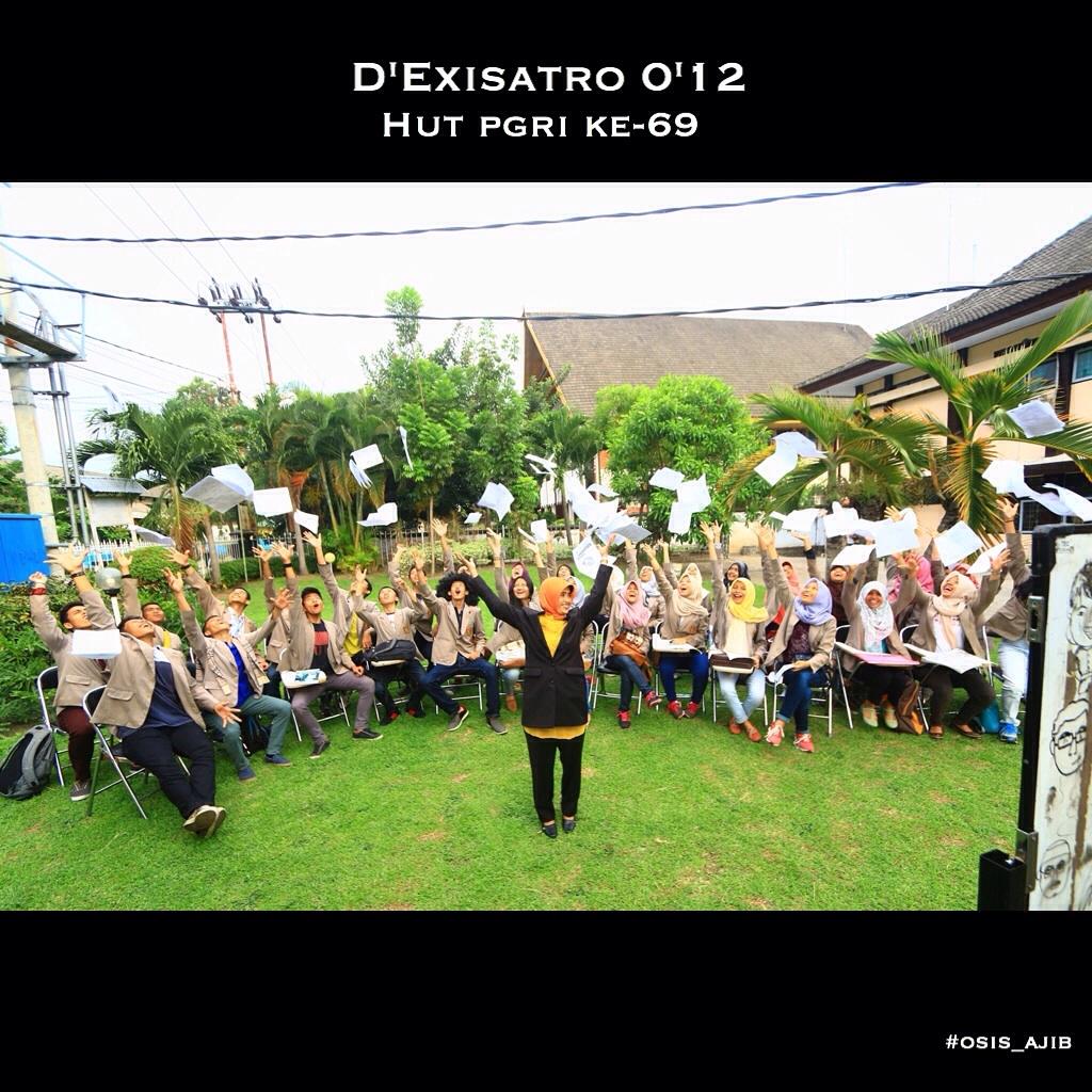 HUT PGRI KE-69🎉🎉 <a href="/sahabatYAMAHA/">Sahabat YAMAHA</a> <a href="/OsisSmansaMTR/">SMAN 1 Mataram</a> #ajibnyaYAMAHA #osis_ajib