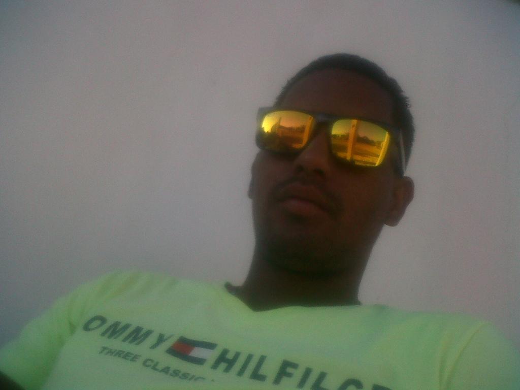 ComJoseangel20's tweet photo. @ReinaDelPorno http://t.co/IKB0cJeXyN