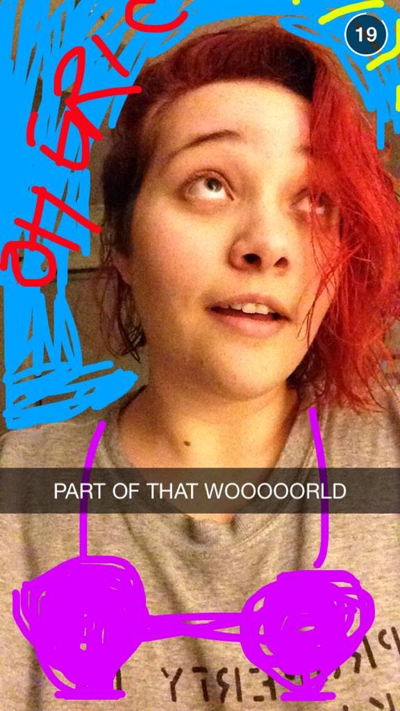 MezTonks's tweet photo. snapchats from last night, my hair is fuckn awesome and I will not stop #somanyselfies #feellikehayleywilliams #reedd http://t.co/IofcRjgAPz