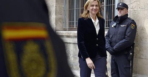 informativost5's tweet photo. La acusación popular pedirá ocho años de cárcel para la Infanta Cristina, por @juliomuley http://t.co/UJax88O043 http://t.co/MXg0kapxaU