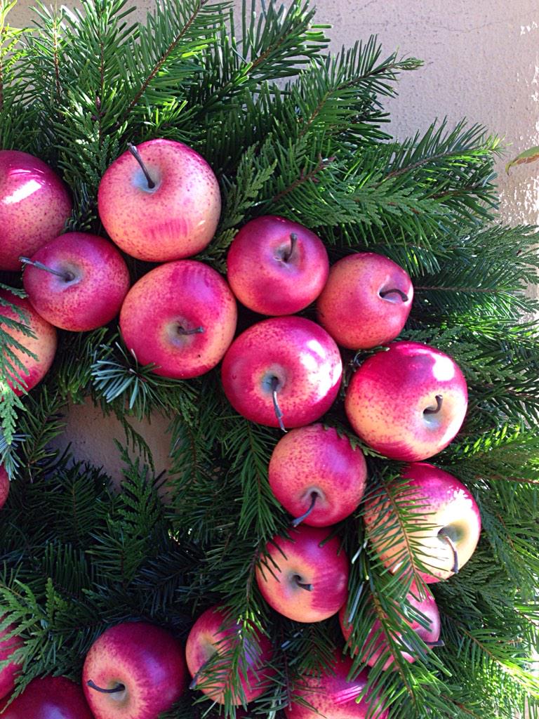 making wreaths and enjoying the the wonderful scents of evergreens..#love #wreaths #holiday #apples #decor #dressitup