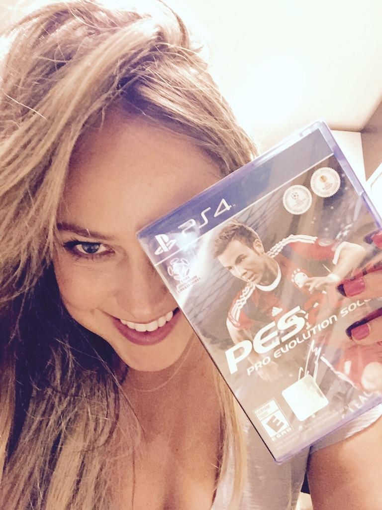 Vanessa Huppenkothen tweet media