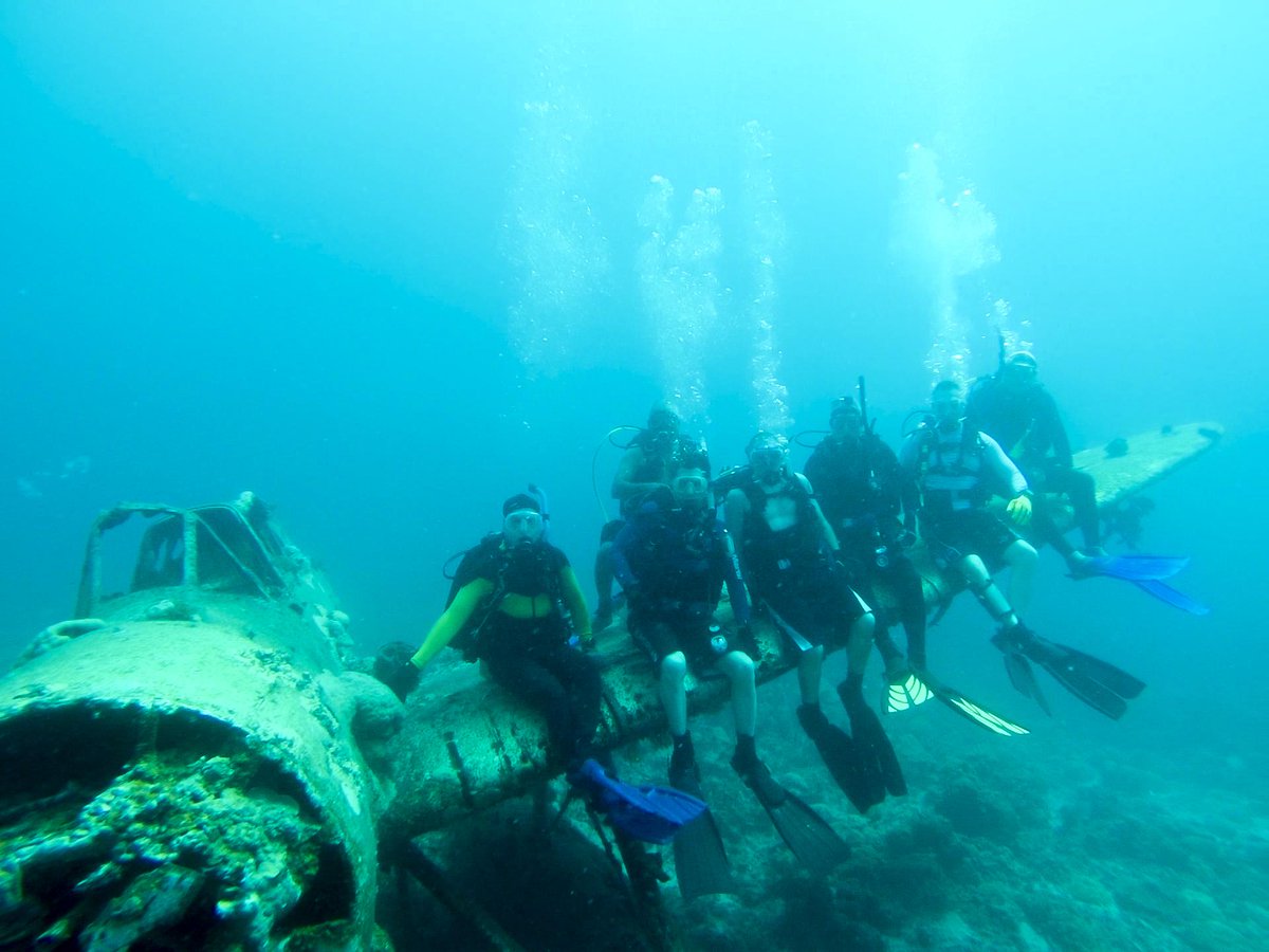 GoPro's tweet photo. Tune in to @60Minutes and check out how @bentprop used GoPros to tell their story. http://t.co/6F8n8zobtb