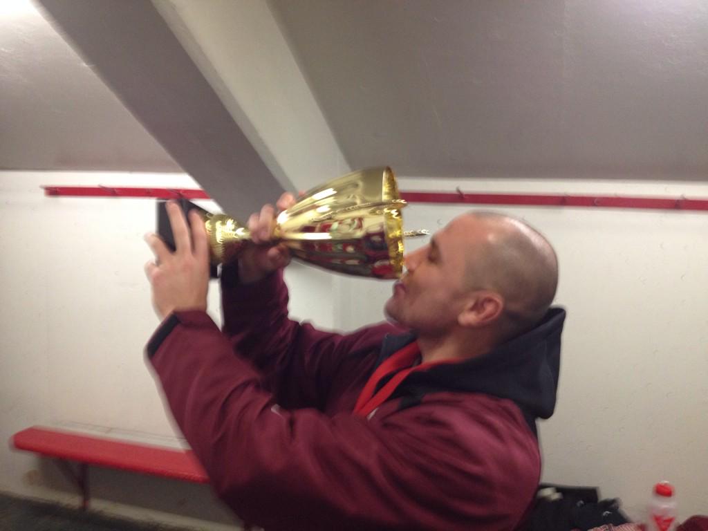 BadgersRB1's tweet photo. Badgers take home #kenora Atom Tourney cup!!!.....fought hard and won as #rednecks!!! http://t.co/QRLmgbq1Vq