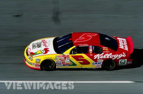 RyanOstrander_8's tweet photo. I miss the Winston No Bull 5 paint schemes!! They were badass #NASCAR #LovedThem #NoBull5 http://t.co/q1C2lx3hnQ