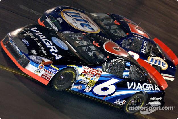 RyanOstrander_8's tweet photo. I miss the Winston No Bull 5 paint schemes!! They were badass #NASCAR #LovedThem #NoBull5 http://t.co/q1C2lx3hnQ