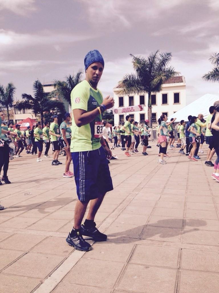 robertofg07's tweet photo. Preparando #EnduranceChallengeCol @SalomonColombia @TheNorthFaceCol @Running_Col @runnincolombia @Corre_co http://t.co/f7zjzBF3Av