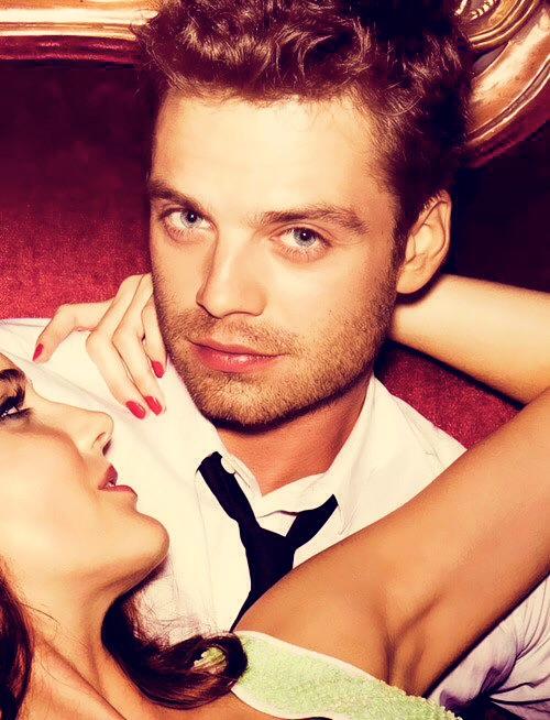 #SeductiveSunday <a href="/FadedMemory_/">Cas</a>