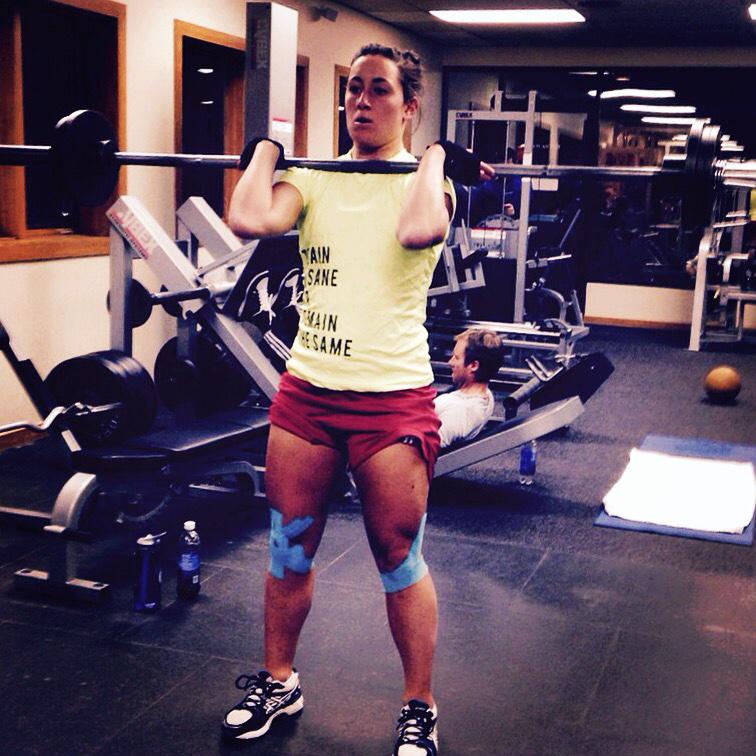 goggiasofia's tweet photo. Afternoon workout in copper 👌 http://t.co/3ZfhqgB7cr
