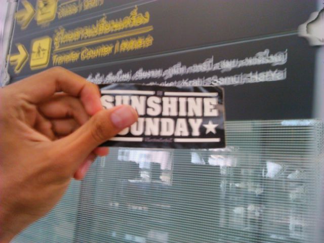 SunshineSundayC's tweet photo. Sunshine sunday goes to Thailand ^^ . Taken by : Ashari M.H . Hatihati bro di Thailand :) http://t.co/HpufCY0fjL