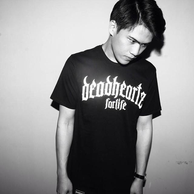 eightee_store's tweet photo. " SNAKE Black " from @deadheartz available at Our Store Jl.A.Mappatuo No.6 Mattoanging ( PANGKEP ) sulawesi - selatan http://t.co/YfiYqjAsxQ