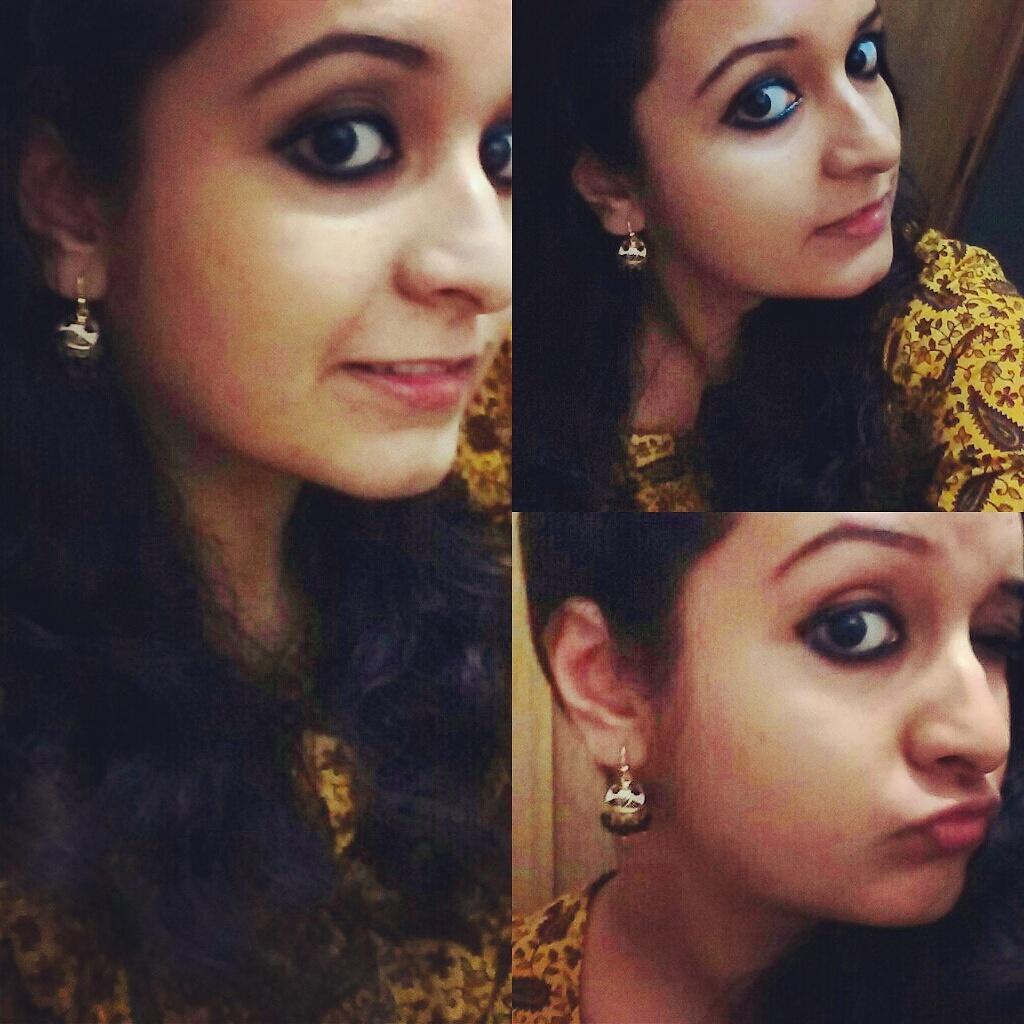 satavisha1's tweet image. #selfie     #kohleyes     #wavyhair    :P :P