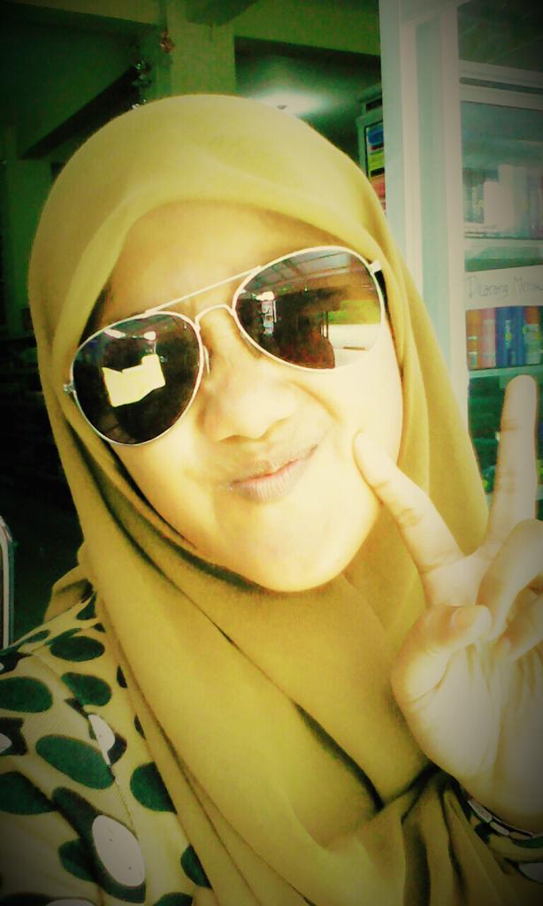 naghmah_only's tweet photo. Mnjem bntaar buuk..😋 http://t.co/q1A827CByO