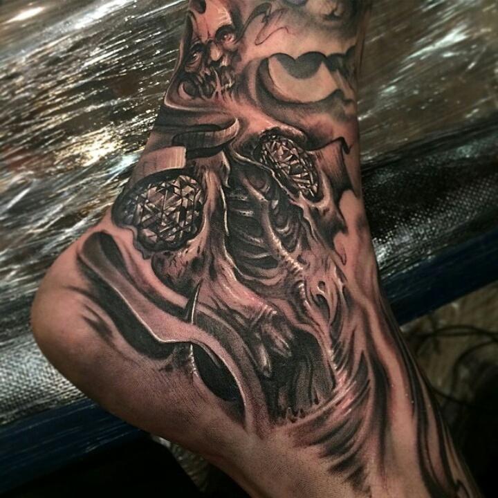 InkGeekstattoos's tweet photo. #DopeArt done by the legend, @CarlGracetattoo!! #bgwork #Tattoo #Ink #Art #Beheard #Ourculture #Quality #INKGEEKS http://t.co/C5ymOrQcTK