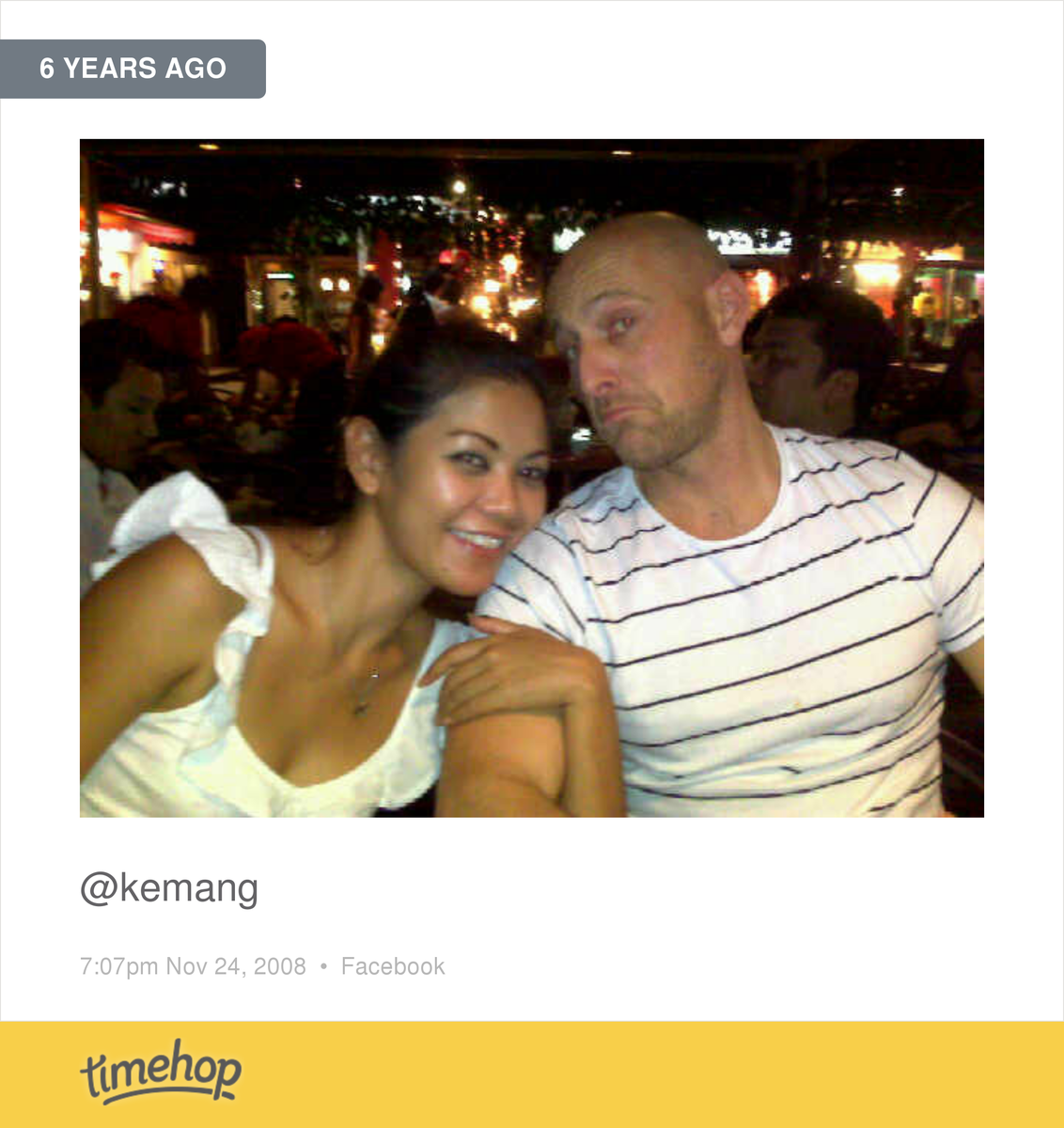 DJANYA_'s tweet photo. Our first date hahahhaa at kemang food fest 😝 http://t.co/zM23Ugnc4X http://t.co/5hwgKp6LIM