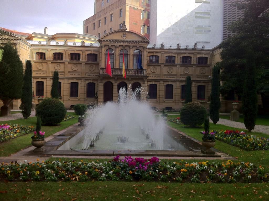 P_UDN's tweet photo. @FcomPrimero @comunicamulti lo fácil sería dar una explicación, lo difícil sería conseguir estas fotografías #pudn http://t.co/BYby5XVjb3