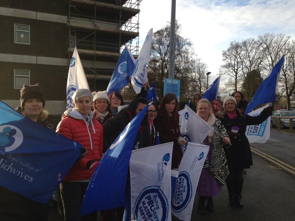 JacqueGerrard's tweet photo. @MidwivesRCM This is what the angry Bradford n fed up MWS think of  @Jeremy_Hunt #NHSFairpay 1% please 😖 http://t.co/OAFrxVpaqt