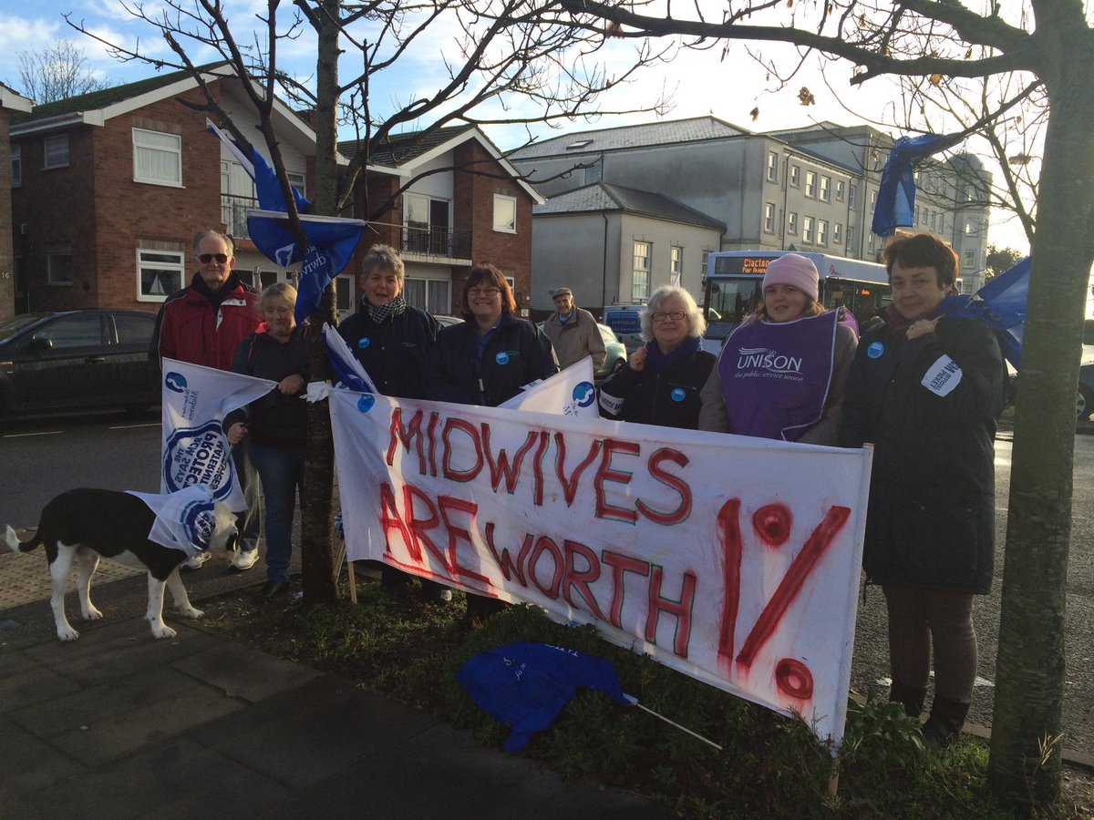 JamesDwan's tweet photo. Midwives join @MidwivesRCM strike outside Clacton Hospital to call for 1% pay rise #NHSstrike #fairpayformidwives http://t.co/uLAyO4ZLaR