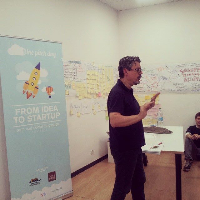 Eht_Italia's tweet photo. @5anatre @enlabs @lventuregroup #onedaypitch #appidee #CATANIA http://t.co/9UlnakuJrj http://t.co/aRMo4hakOy