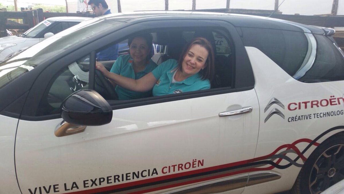 Agenciauto's tweet photo. Vivimos la #experienciaCitroën en el @RallyRedMision este fin de semana en Llanogrande. http://t.co/ctvhqPoktZ