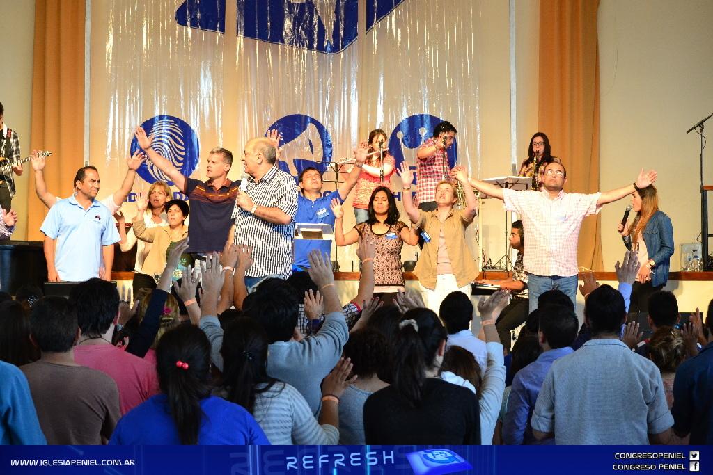 CongresoPeniel's tweet photo. Maravilloso cierre para este gran #CongresoPeniel
#GRACIASDIOS por tanta bendición!
#F5Refresh #YoSigo !! http://t.co/YnKmlOMGXa