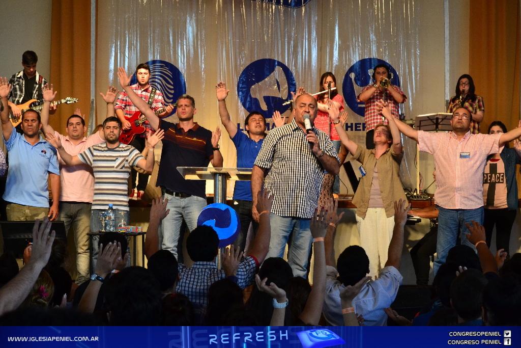 CongresoPeniel's tweet photo. Maravilloso cierre para este gran #CongresoPeniel
#GRACIASDIOS por tanta bendición!
#F5Refresh #YoSigo !! http://t.co/V7OImAaqEQ