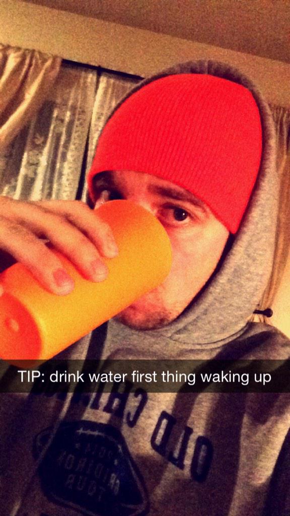 FLE5am's tweet image. #5amtip Drink water first thing waking up. #TeamFLE #TransformYourDay #TransformYourLife
