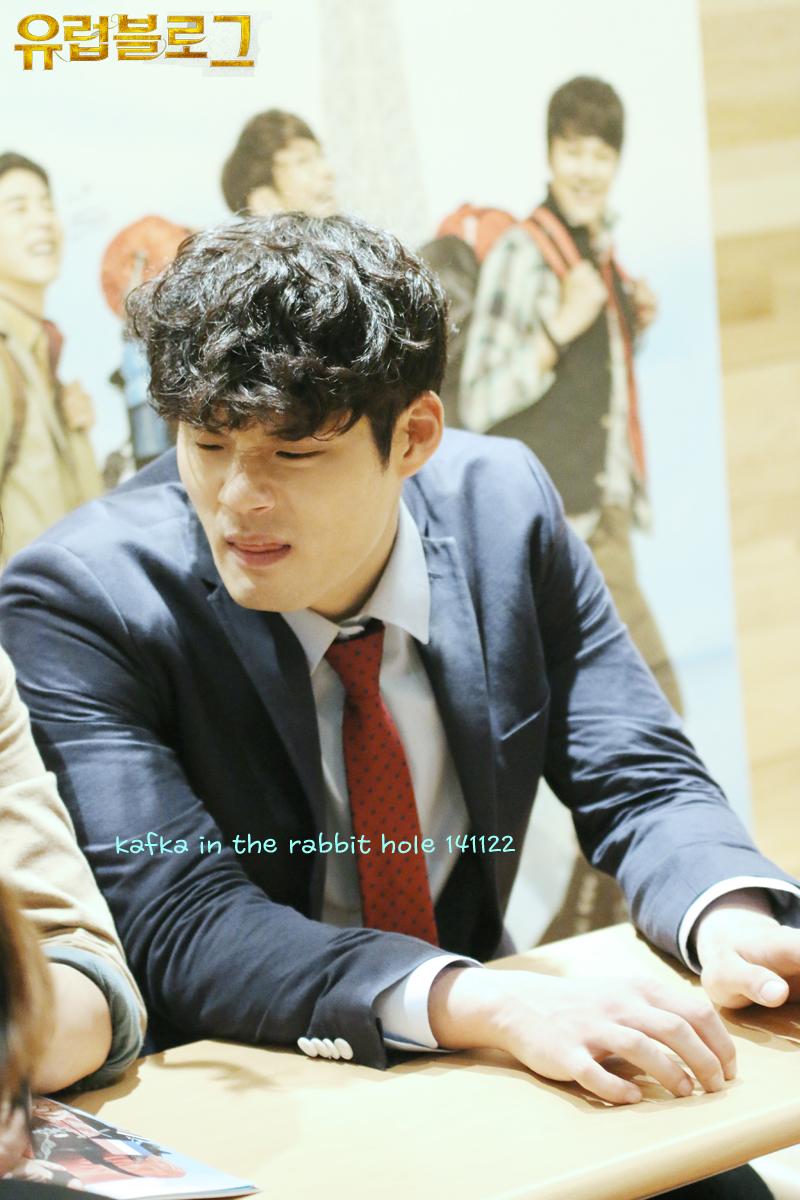 이상한나라의카프카 tweet media