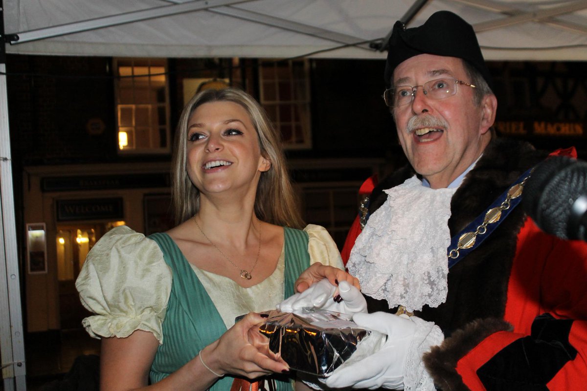 henley herald tweet media