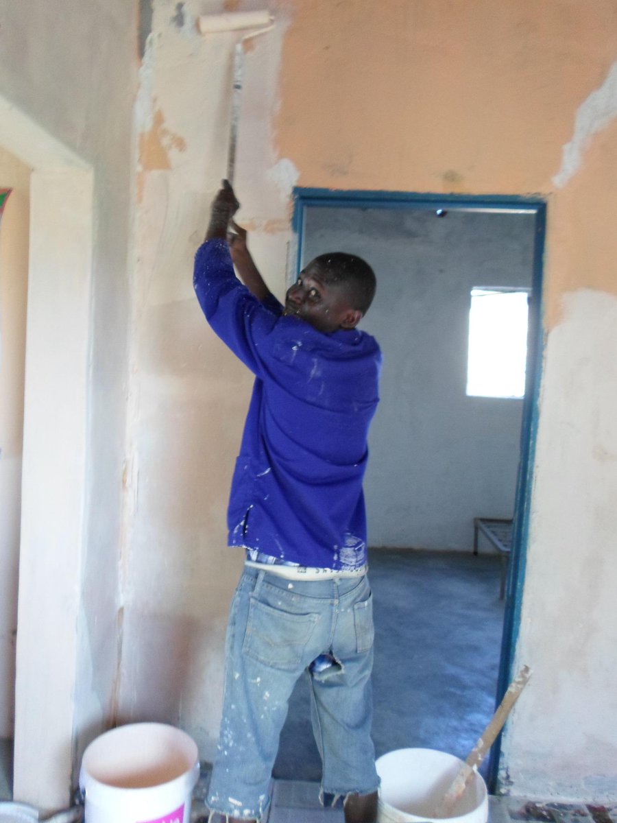 AshrafGwala's tweet photo. just helping out at home...lag http://t.co/TI35uhpPFk