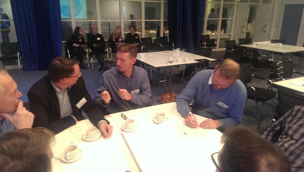 RigetNetvaerk's tweet photo. Århundredes idé er på vej... http://t.co/iD40jyZOk8
