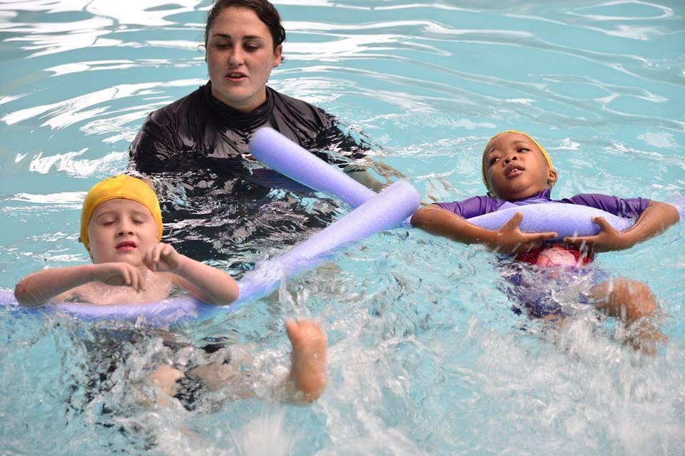 learntoswim_sa's tweet image. Our youngest swimmers Learning backstroke and freestyle