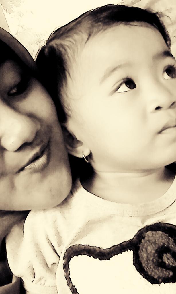 naghmah_only's tweet photo. Mylittlecousin http://t.co/3ApbyoUHqg