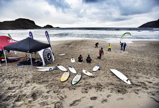 X2Festivalen's tweet photo. The girls are nailing it! We are soon ready for the longboard contest 🌊🏄 #Surf #XWave #X2Festivalen #Ervika http://t.co/e5nWiNgiKL