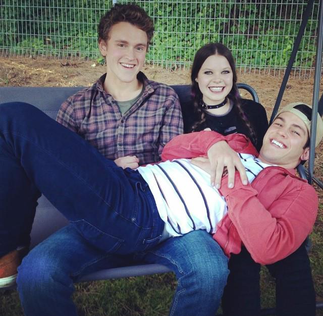 nowherexboys's tweet photo. Good show with good actors!
@rahart_adams @MattTestro @JoelLok http://t.co/0VAL262L3a
