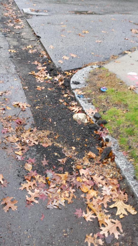 kgenx72's tweet photo. @Provwater love the unpatched trench. Parkside out of ashfault again. #harwoodst #excuses http://t.co/ZaQgjqypNS
