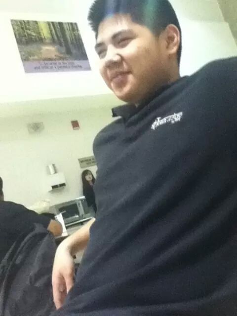 jaaabe's tweet photo. Happy birthday bro! It was hard to find old pictures of you LMAO but I did :) #fatbrett #hova #jafeel @BAMagallano http://t.co/FK0qdPaALX