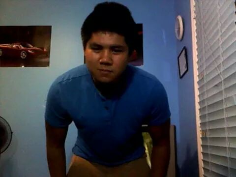jaaabe's tweet photo. Happy birthday bro! It was hard to find old pictures of you LMAO but I did :) #fatbrett #hova #jafeel @BAMagallano http://t.co/FK0qdPaALX