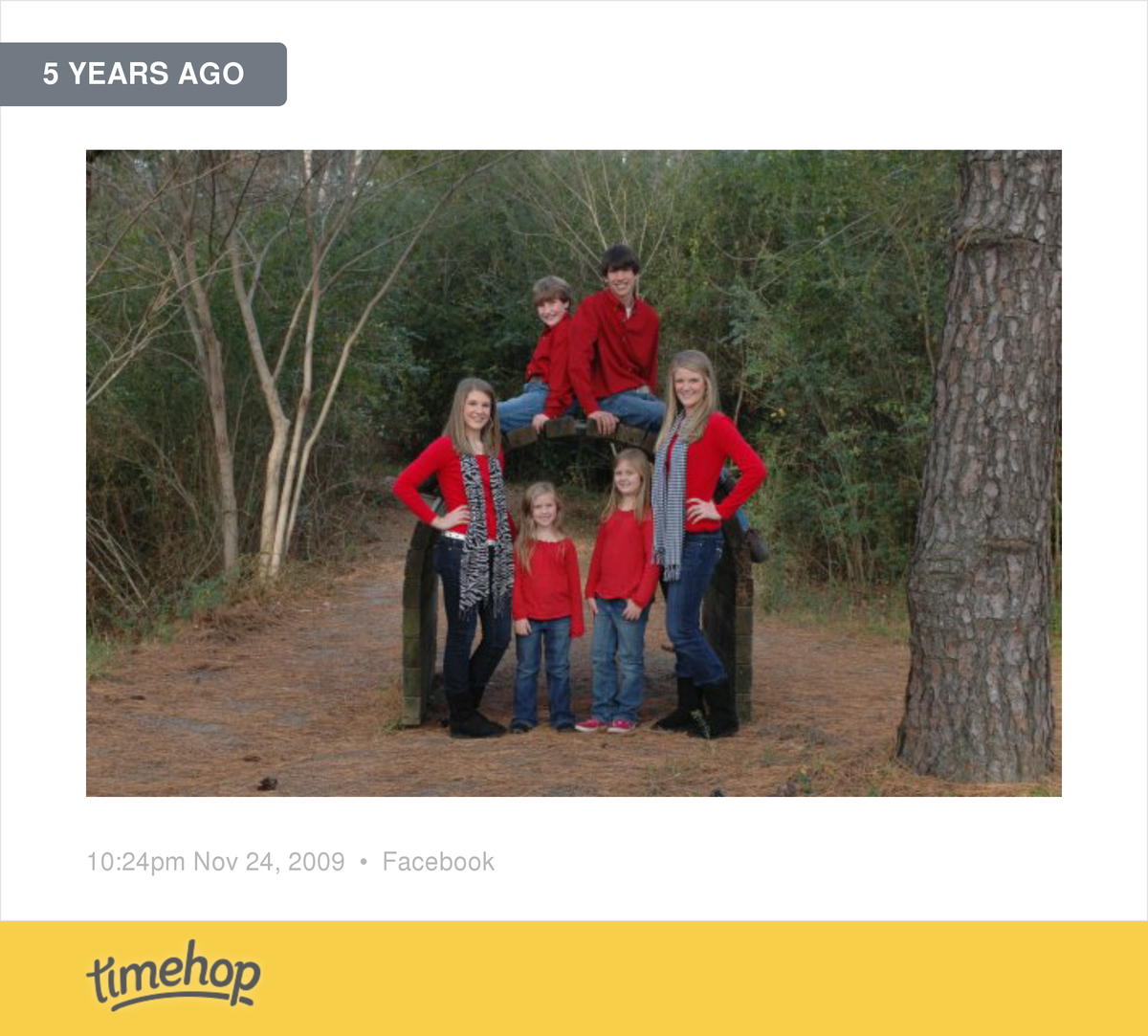 HannahC33's tweet photo. so much can change in 5 years!!  http://t.co/kx6OphbOzZ http://t.co/M20xvn5GO3