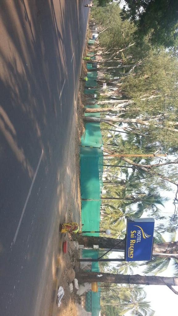 dmc_daman's tweet photo. The daily cleaning services can seen everywhere... http://t.co/olrqbtUcYJ