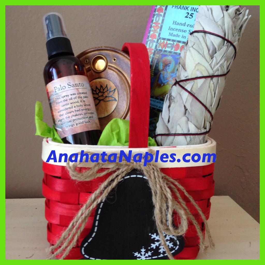 AnahataNaples's tweet photo. We have holiday gift baskets to make your shopping a breeze. 
Comes with free tissue paper. http://t.co/0EeYk0tBmc