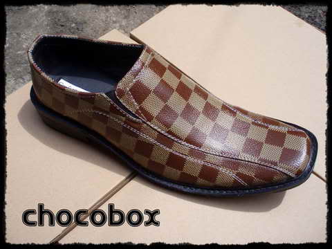 sepatubagus8's tweet photo. 85.000 order 081.946.542.871 @FJBBatu http://t.co/8Dwa8zCcep
