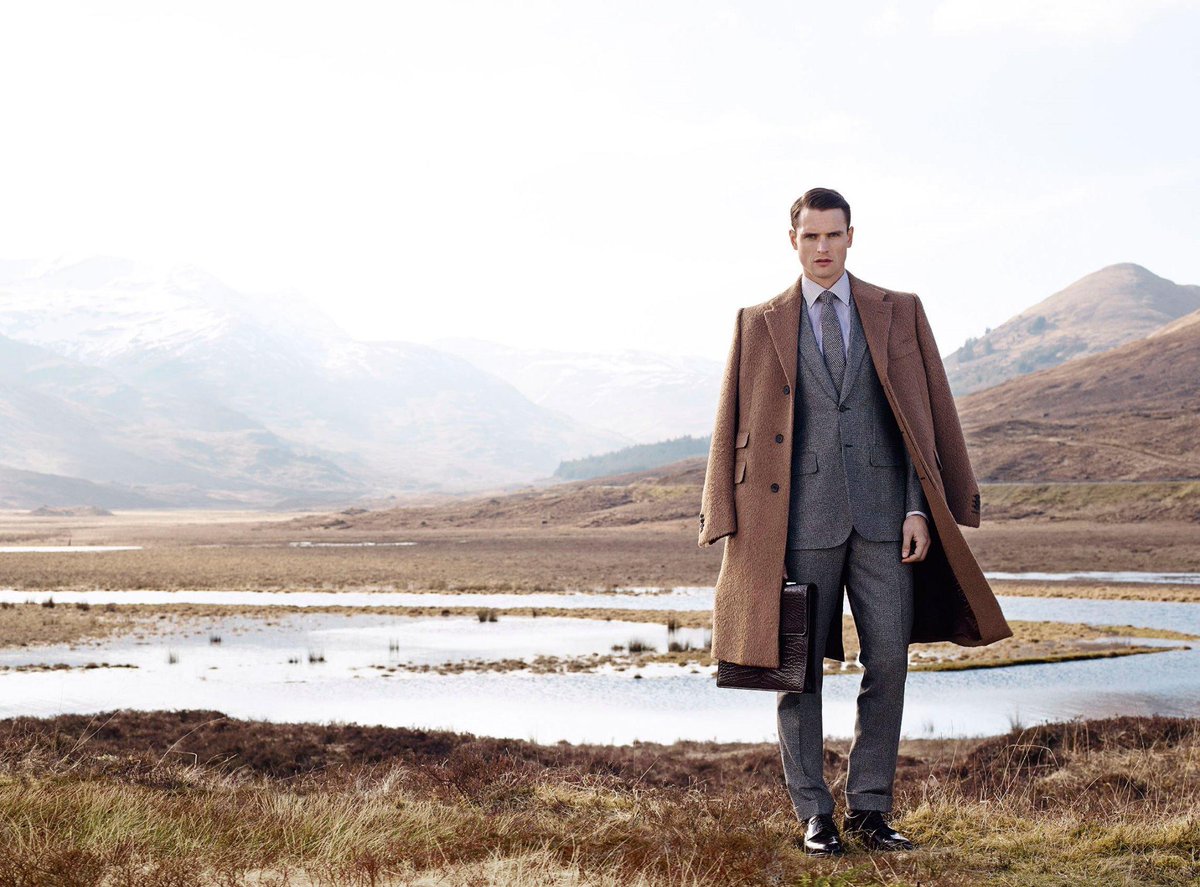 GievesLondon's tweet image. The @GievesLondon AW14 Grey Houndstooth Flannel Suit - Available in stores and online ow.ly/ENNgR