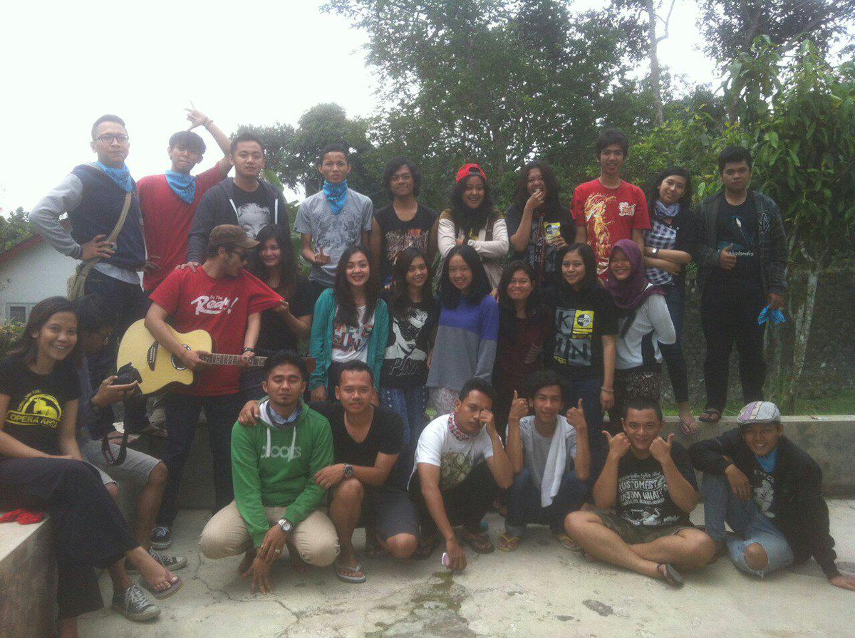 TEATER KOIN tweet media