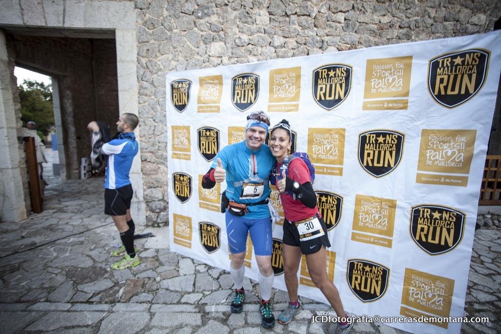 moxigeno's tweet photo. ¿Zapatillas usadas #transmallorcarun 136k? Etapas 1-2 (89k) Supernova Riot6. Etapas 3-4 (47k) Cascadia9. Ambas bien http://t.co/gOczAe6v53