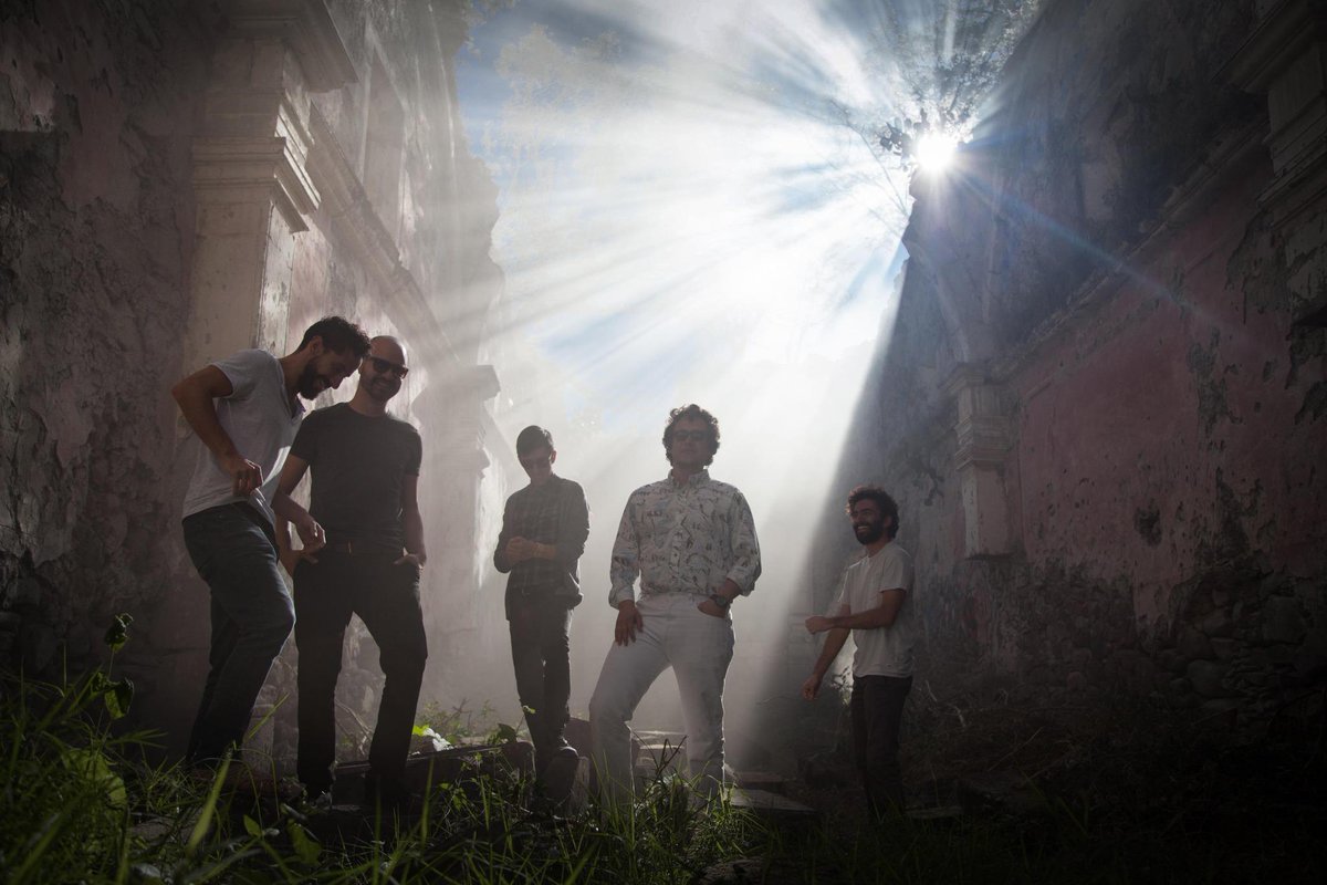 La entrevista que hizo <a href="/eternautafugado/">juan carlos hidalgo</a> a <a href="/pumcayo/">pumcayó</a> es de lectura obligada: mvn.mx/1xWUJJU /