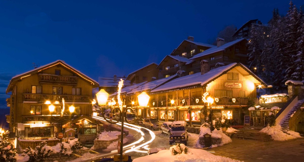 purpleski's tweet photo. It's beginning to look alot like winter ;) #Meribel #WinterIsComing http://t.co/IxZISSTfXB