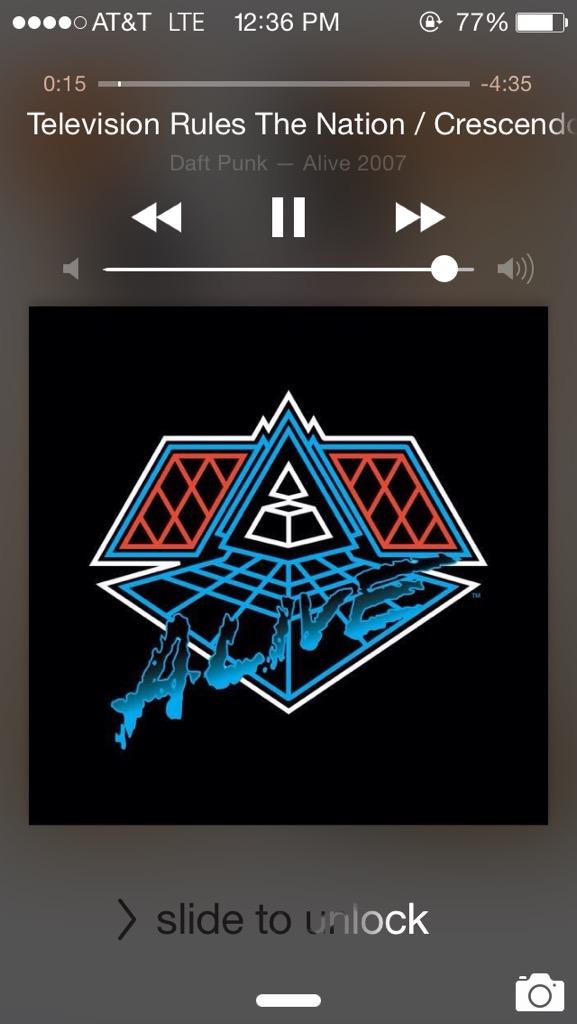 __lydz_x's tweet image. Their best album of all time #robotmondays #DaftPunk